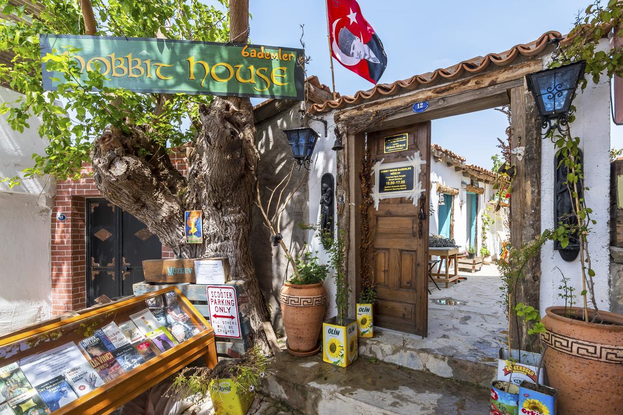 Hobbithousebademler Bed & Breakfast Urla Exterior photo