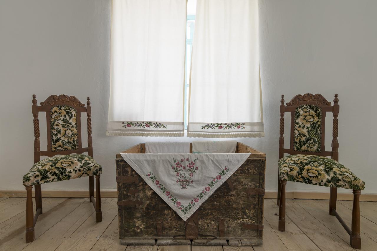 Hobbithousebademler Bed & Breakfast Urla Exterior photo