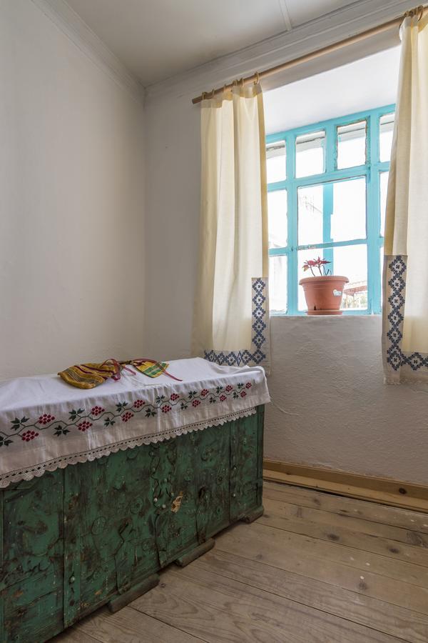 Hobbithousebademler Bed & Breakfast Urla Exterior photo