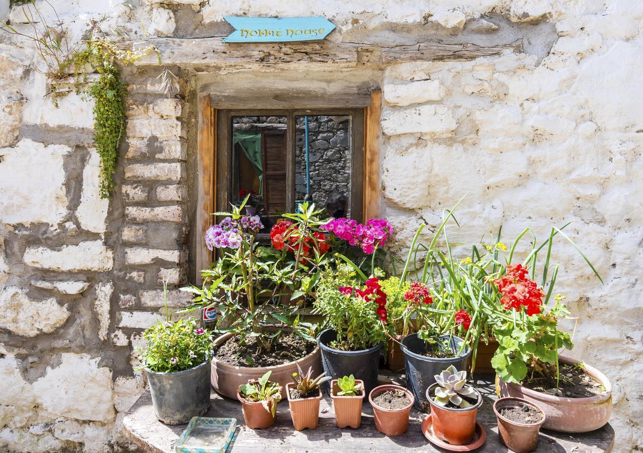 Hobbithousebademler Bed & Breakfast Urla Exterior photo